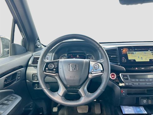 Used 2023 Honda Passport Elite image 24