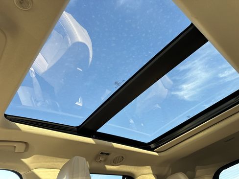 Certified 2023 Ford Explorer XLT w/ Equipment Group 202A image 25