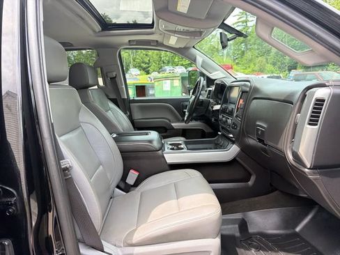 Used 2018 Chevrolet Silverado 2500 LTZ w/ Midnight Edition AWD/4WD image 29