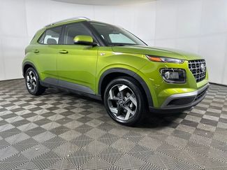 Certified 2023 Hyundai Venue SEL w/ Cargo Package video 2