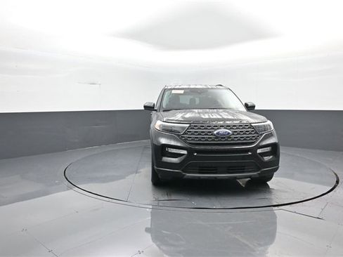 Certified 2023 Ford Explorer XLT w/ Equipment Group 202A image 2