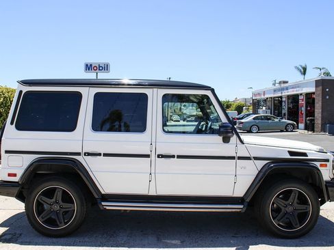 Used 2017 Mercedes-Benz G 550 w/ Night Package image 6