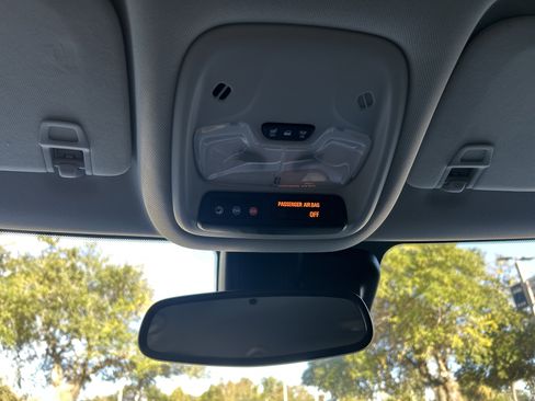 Used 2024 Chevrolet TrailBlazer LT w/ Convenience Package image 29