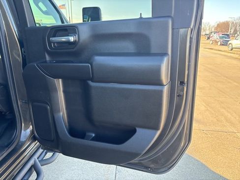 Used 2022 Chevrolet Silverado 3500 LT w/ Convenience Package image 22