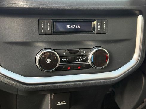 New 2026 Ford Expedition Platinum image 8