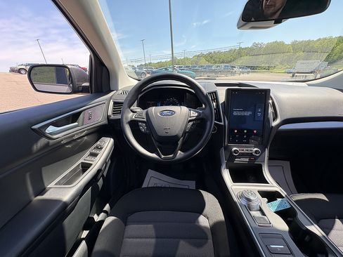 Used 2022 Ford Edge SE AWD/4WD image 22