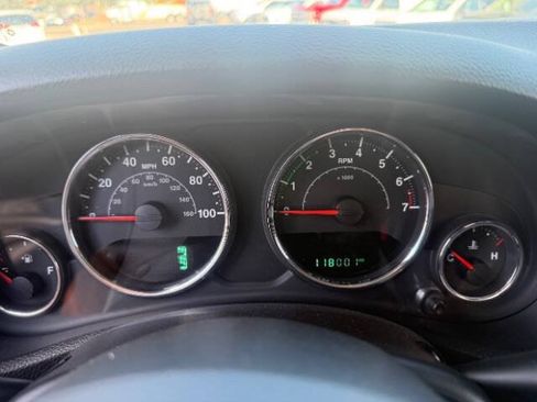 Used 2015 Jeep Wrangler Sport w/ Quick Order Package 24S AWD/4WD image 13