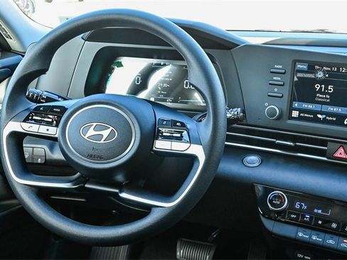 New 2026 Hyundai Elantra Blue image 18