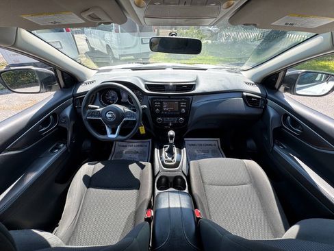 Used 2018 Nissan Rogue Sport S w/ S Appearance Package FWD image 14