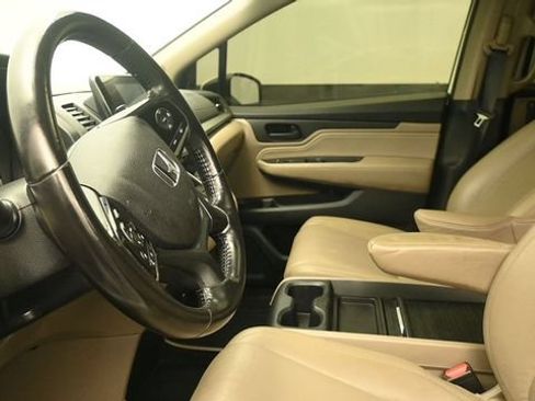 Used 2018 Honda Odyssey Touring image 18