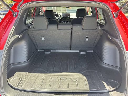 Certified 2025 Honda HR-V Sport image 17