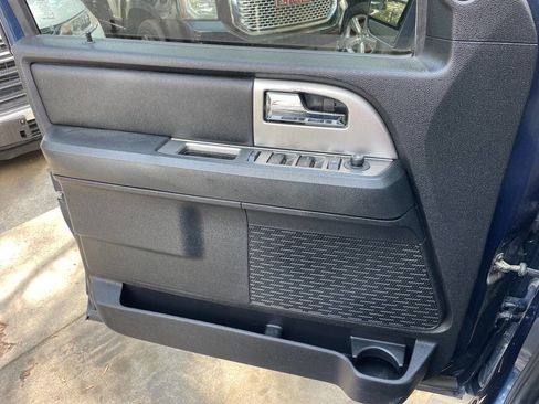 Used 2017 Ford Expedition XLT image 14