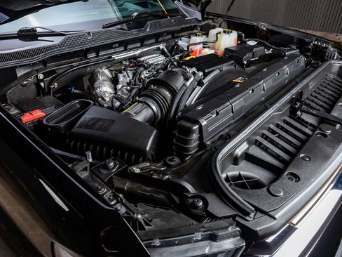 Used 2023 Chevrolet Silverado 3500 High Country w/ Z71 Off-Road Package image 40