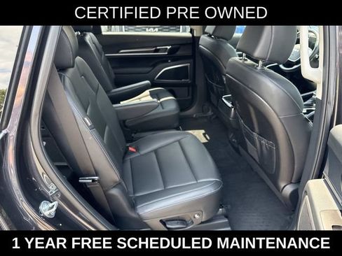 Used 2025 Kia Telluride S AWD/4WD image 11