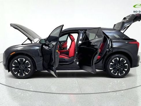 Used 2024 Chevrolet Blazer EV RS AWD/4WD image 15