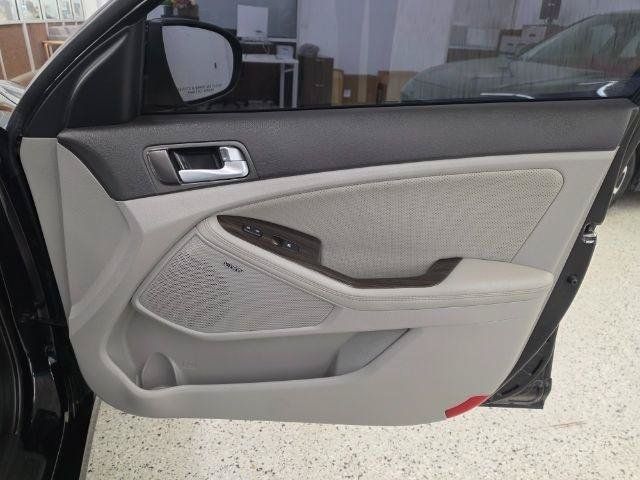 Used 2015 Kia Optima EX w/ EX Premium Package FWD image 37
