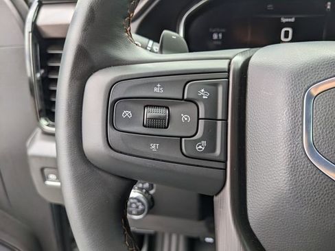 Used 2025 GMC Sierra 1500 AT4 w/ AT4 Premium Package AWD/4WD image 30