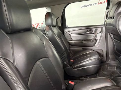 Used 2013 GMC Acadia SLT AWD/4WD image 18