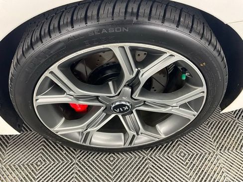 Used 2019 Kia Stinger GT2 AWD/4WD image 30