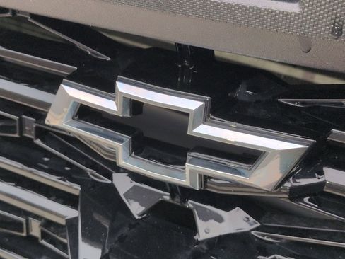Used 2022 Chevrolet Colorado ZR2 AWD/4WD image 14