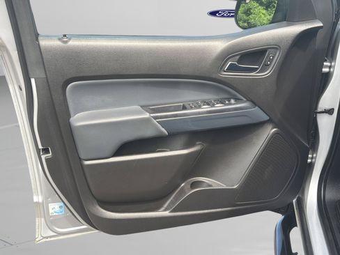 Used 2016 Chevrolet Colorado Z71 RWD image 18