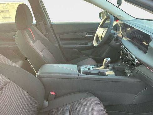 New 2026 Nissan Sentra SR image 17