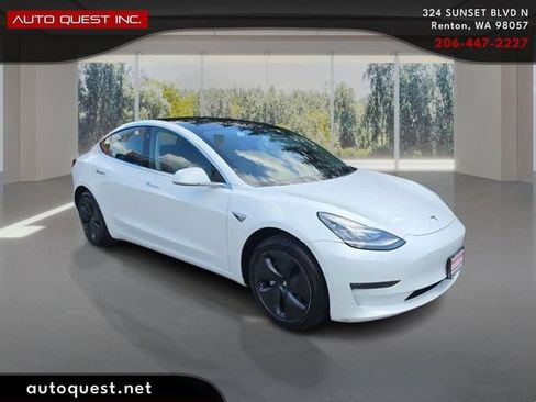 Used 2018 Tesla Model 3 Long Range RWD image 3