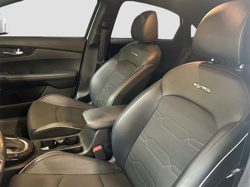 Used 2023 Kia Forte GT-Line w/ GT-Line Technology Package image 20