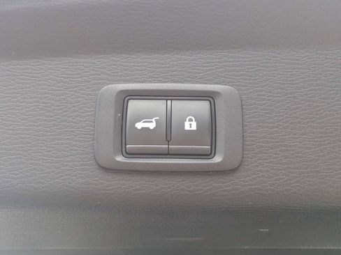 Used 2024 Mitsubishi Outlander SE FWD image 13