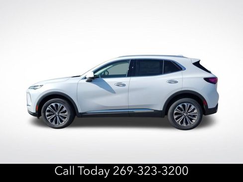 New 2025 Buick Envision Preferred image 6