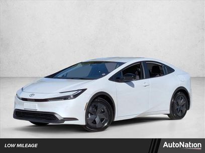 Used 2025 Toyota Prius LE