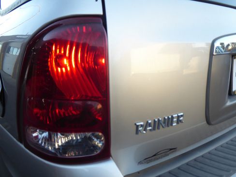 Used 2005 Buick Rainier CXL w/ Luxury Package image 21