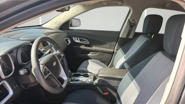 Used 2017 Chevrolet Equinox LT FWD image 9