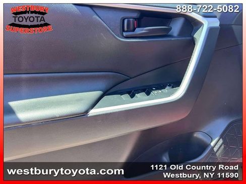 Used 2020 Toyota RAV4 LE w/ All Weather Liner Package AWD/4WD image 18