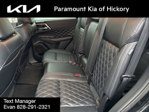 Used 2022 Mitsubishi Outlander SEL image 15