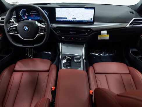 Certified 2025 BMW 330i xDrive Sedan w/ Premium Package image 21