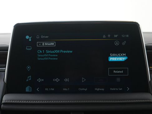Used 2024 Chevrolet Tahoe Premier AWD/4WD image 19