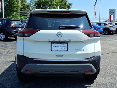 Certified 2023 Nissan Rogue SV w/ SV Premium B Package AWD/4WD image 4