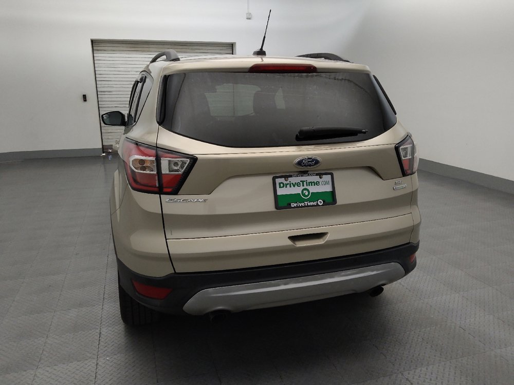 Used 2018 Ford Escape SE FWD image 6