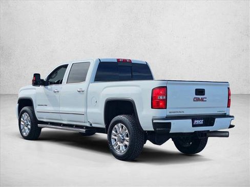 Used 2016 GMC Sierra 2500 Denali w/ Duramax Plus Package image 7