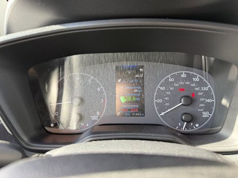 Used 2023 Toyota Corolla Cross LE image 18