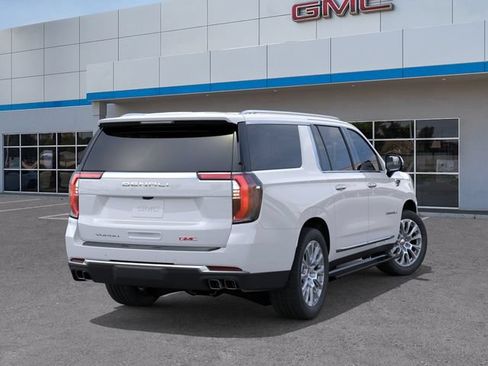 New 2026 GMC Yukon XL Denali w/ Denali Reserve Package AWD/4WD image 4