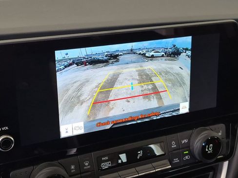 Used 2025 Toyota Grand Highlander FWD image 20