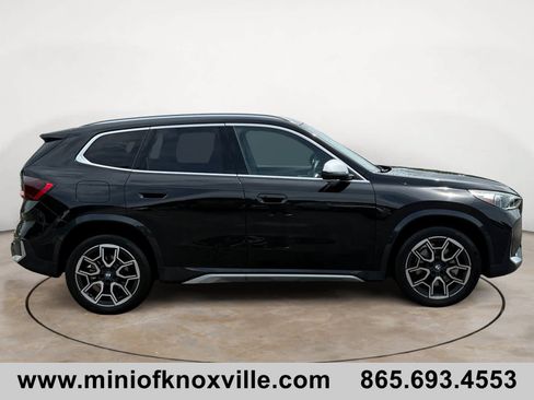 Used 2024 BMW X1 xDrive28i AWD/4WD image 2