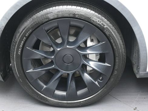 Used 2023 Tesla Model Y Long Range AWD/4WD image 36