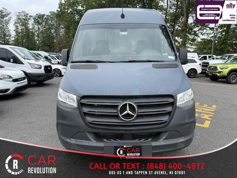 Used 2019 Mercedes-Benz Sprinter 170 image 2