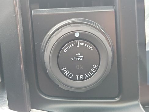 Certified 2022 Ford F150 Lariat AWD/4WD image 28