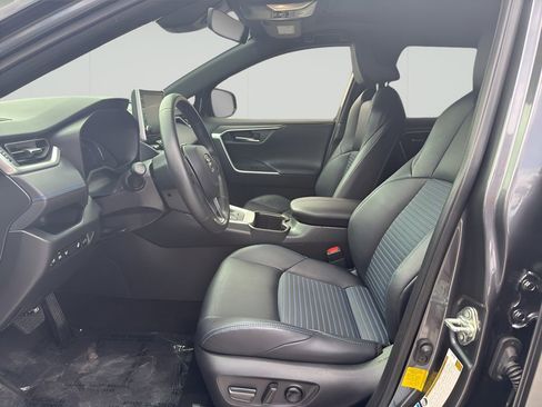 Used 2022 Toyota RAV4 XSE w/ XSE Grade Weather Package image 10