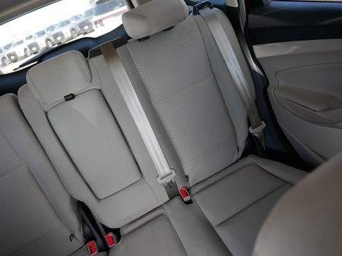 Used 2018 Ford Escape SE image 14