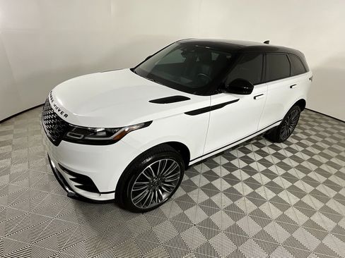Certified 2023 Land Rover Range Rover Velar R-Dynamic S image 9